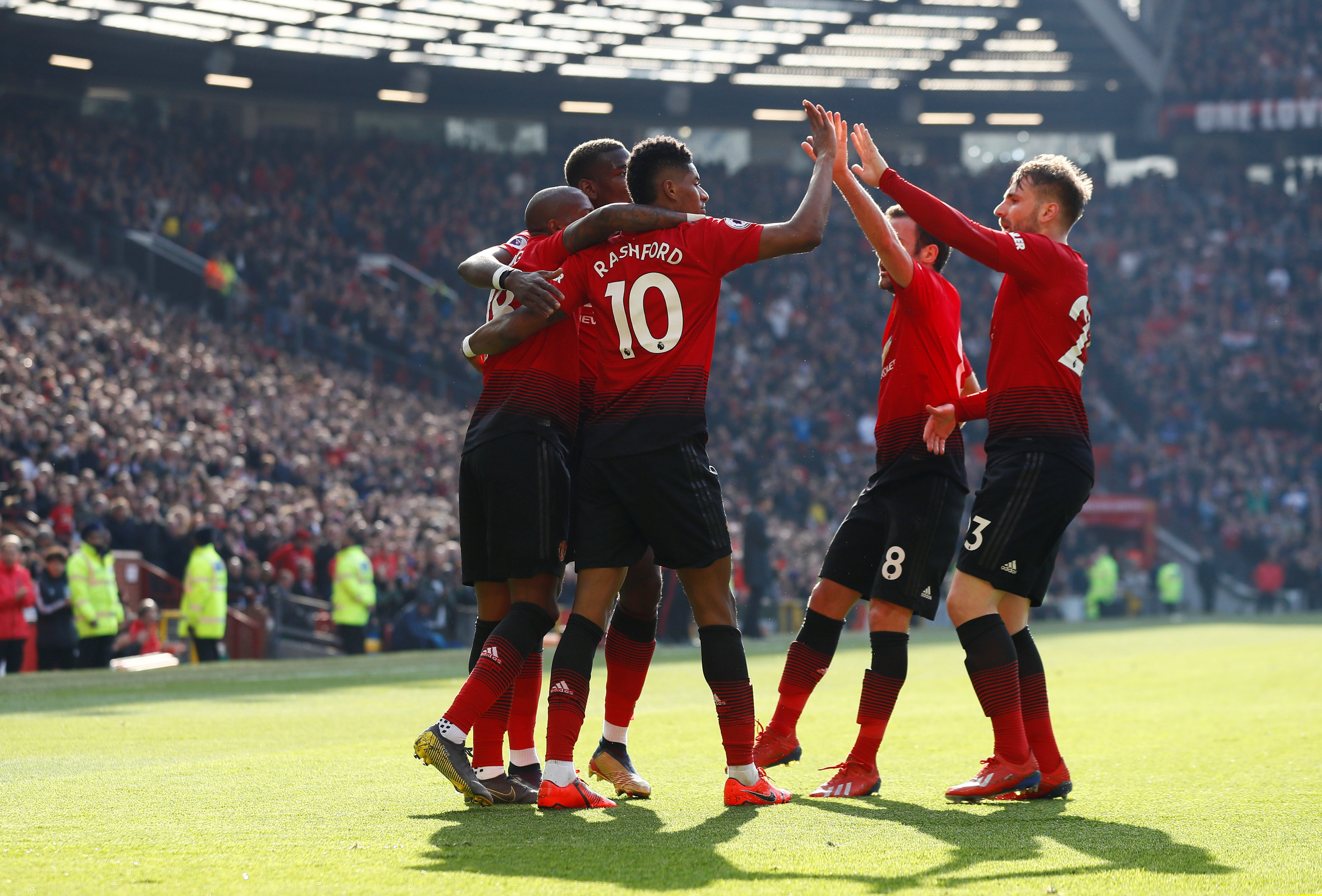 员和体育爱 员和体育爱